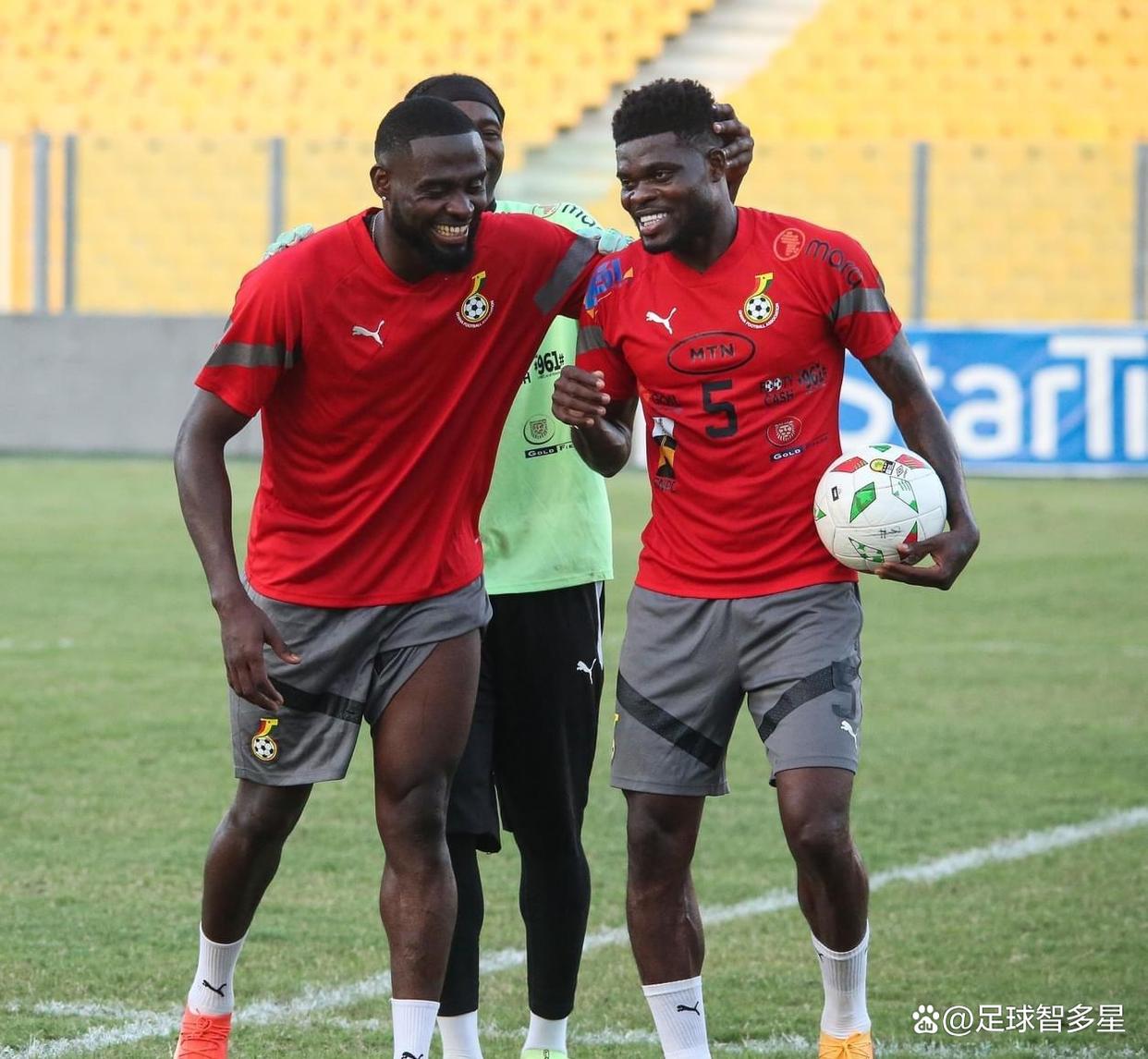 摩纳哥球员集中训练备战，迎接新赛季