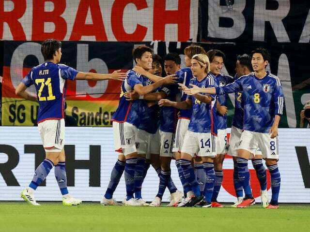 爱游戏app下载-爱沙尼亚客场险胜，实现翻盘