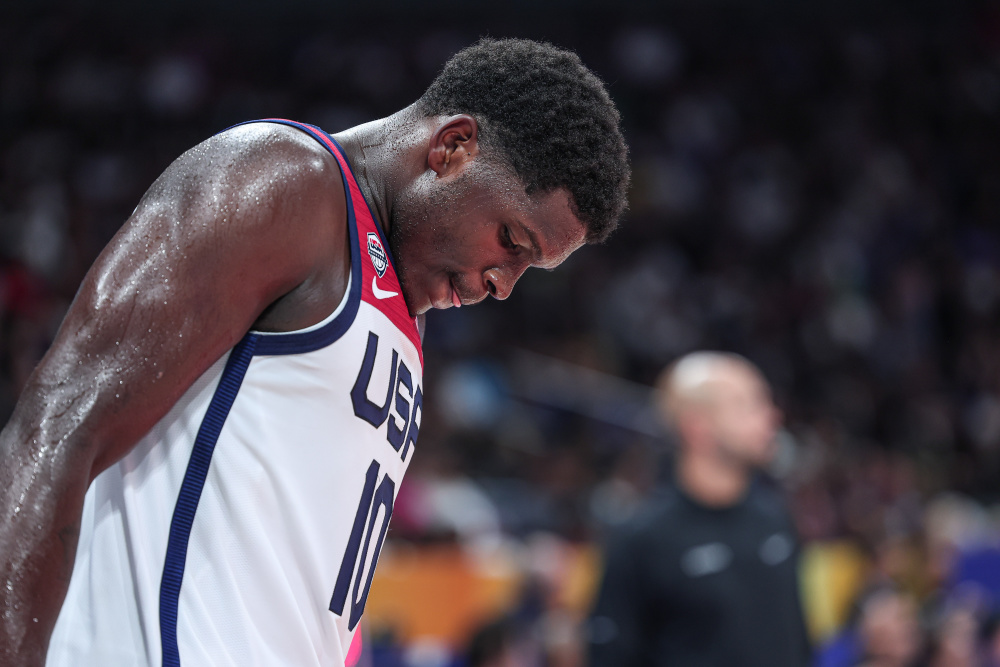 加拿大运动员奋力比赛赢得铜牌的简单介绍