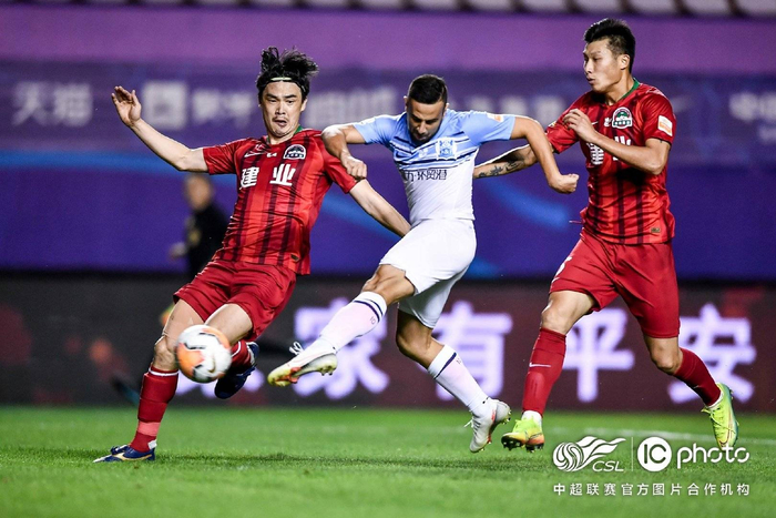 爱游戏在线登录-广州富力再胜河南建业，主场连胜气息弥漫的简单介绍