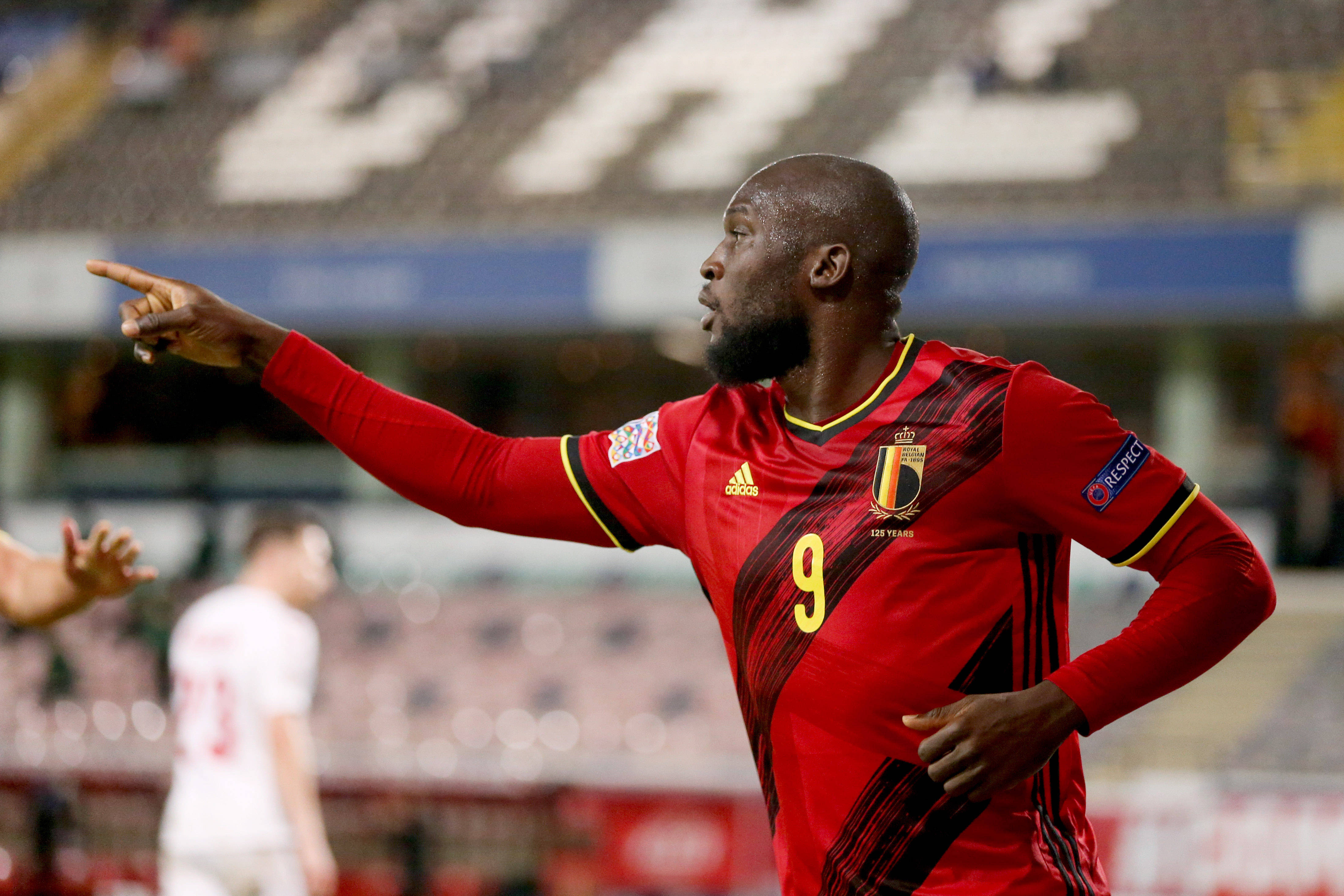 欧洲球员风采赛场，精彩瞬间引人入胜