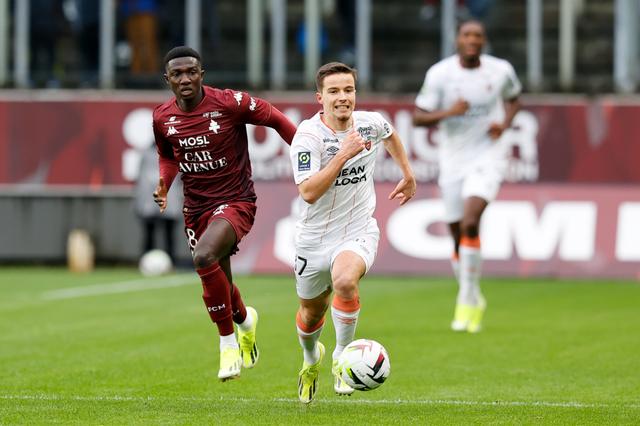 爱游戏地址-梅斯队在场上展现出不俗实力，取得胜利的简单介绍