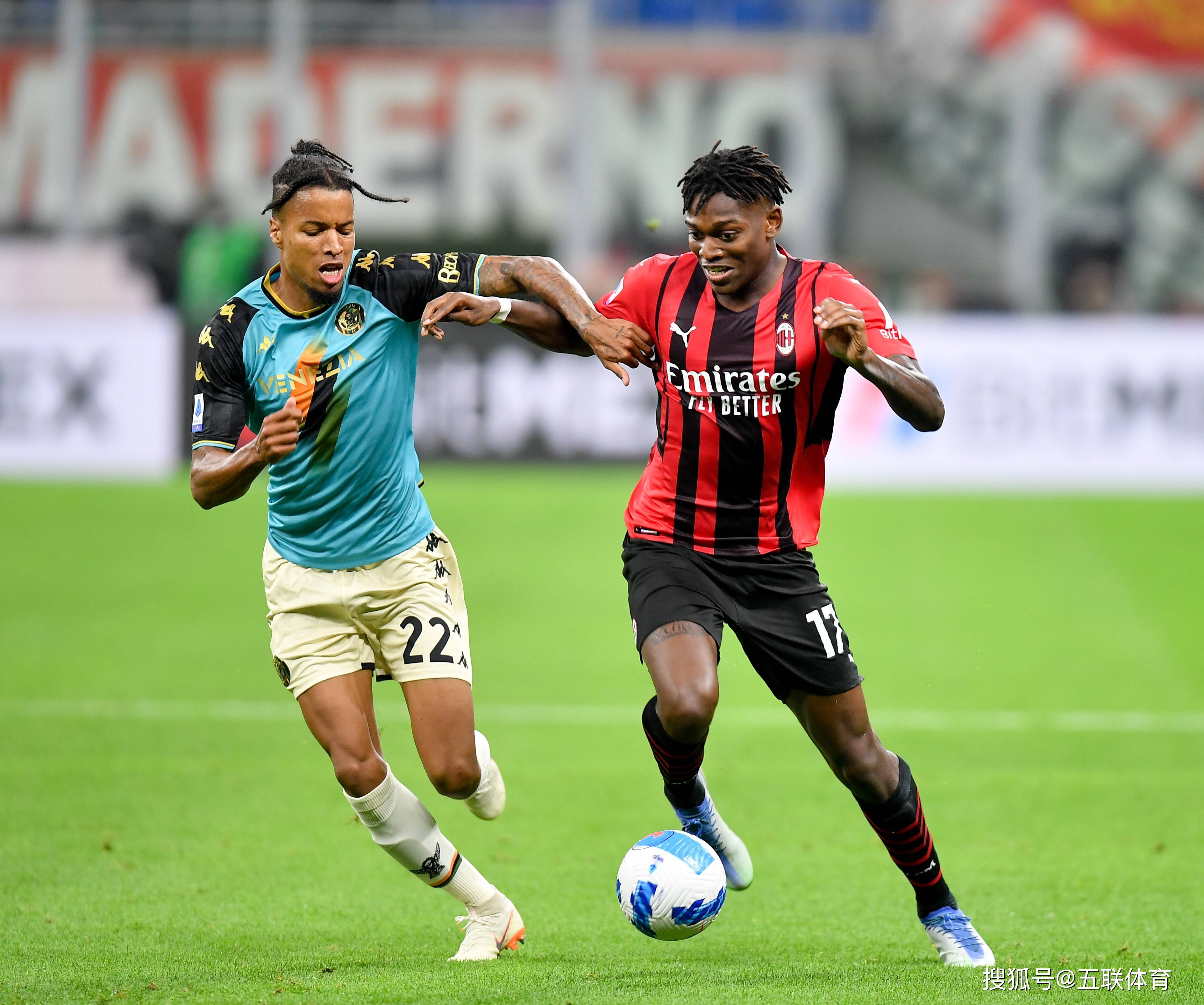 AC米兰备战新赛季,球队发布赛程安排,备战计划一览无遗 AC米兰备战新赛季,球队发布赛程安排,备战计划一览无遗