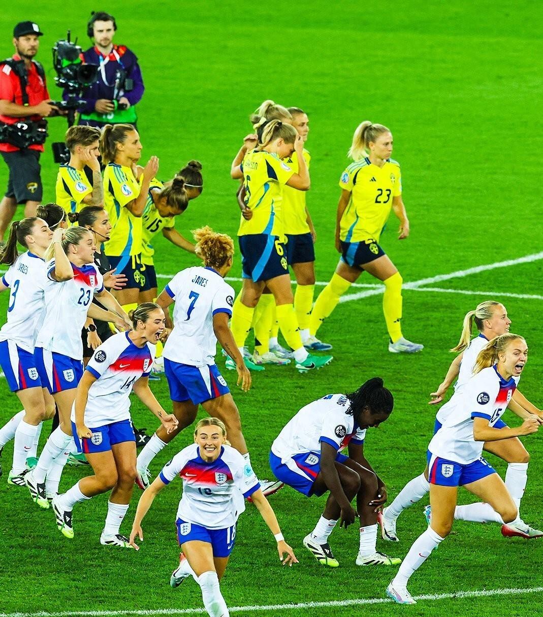 关于瑞典女足现代再战，势不可挡的信息
