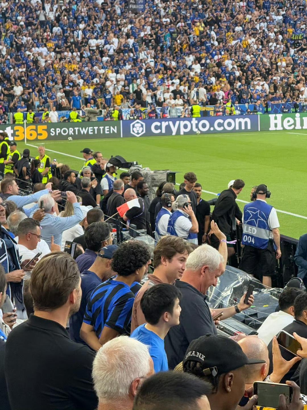 爱游戏竞技-皇家马德里再封欧冠冠军！球迷沸腾