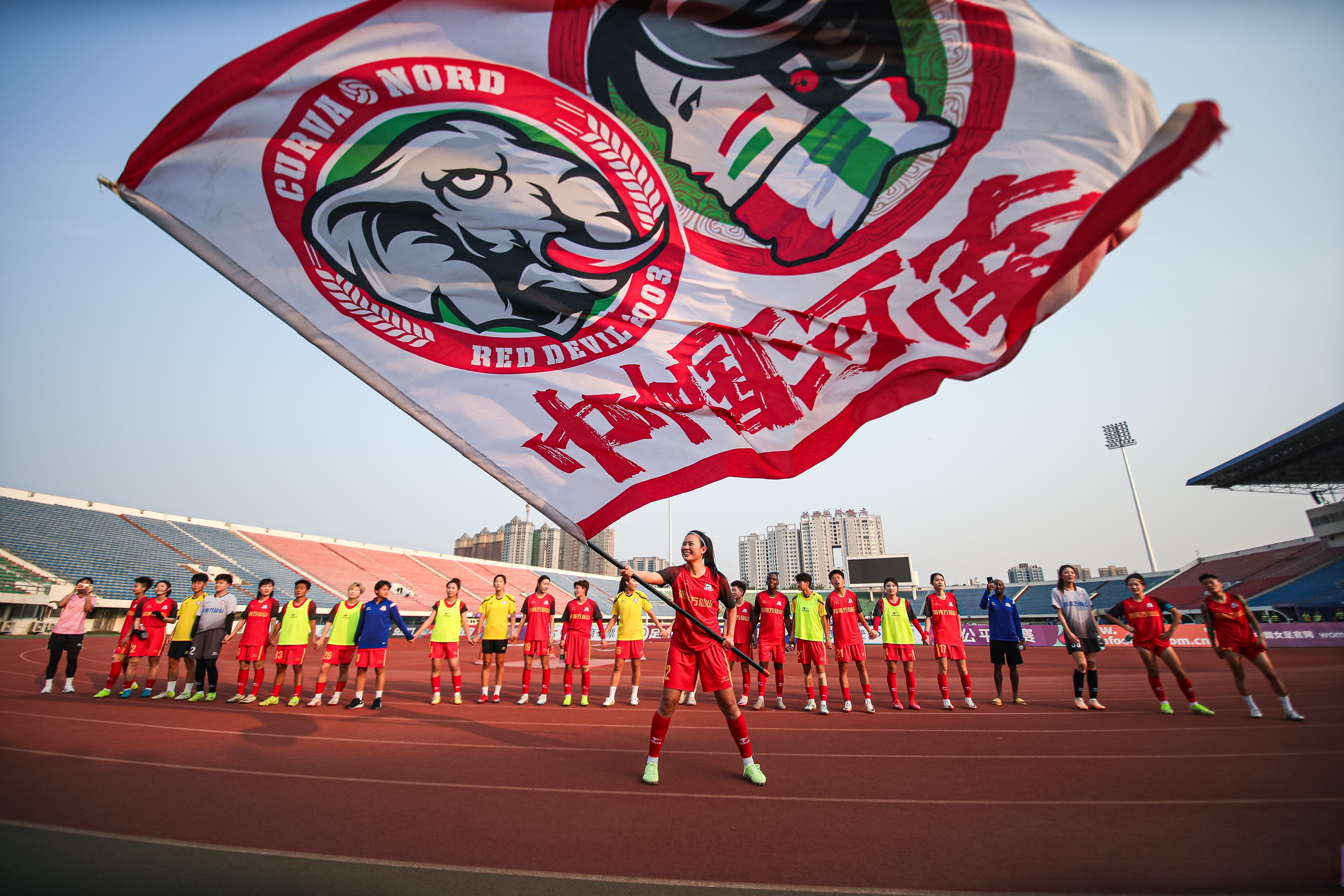 关于马竞防守稳固，取得连胜助力夺冠的信息