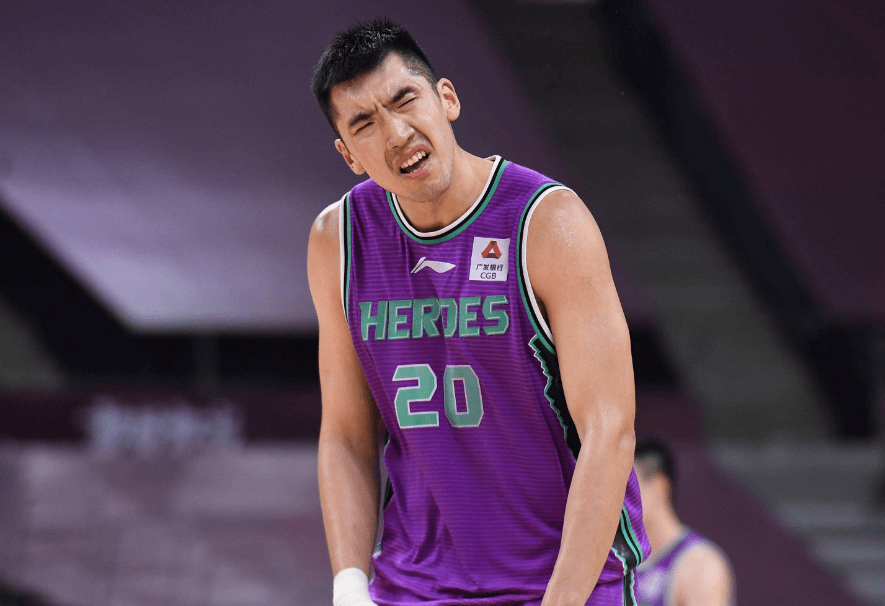 爱游戏视频-包含四川金强遭遇三连败，球队状态堪忧的词条