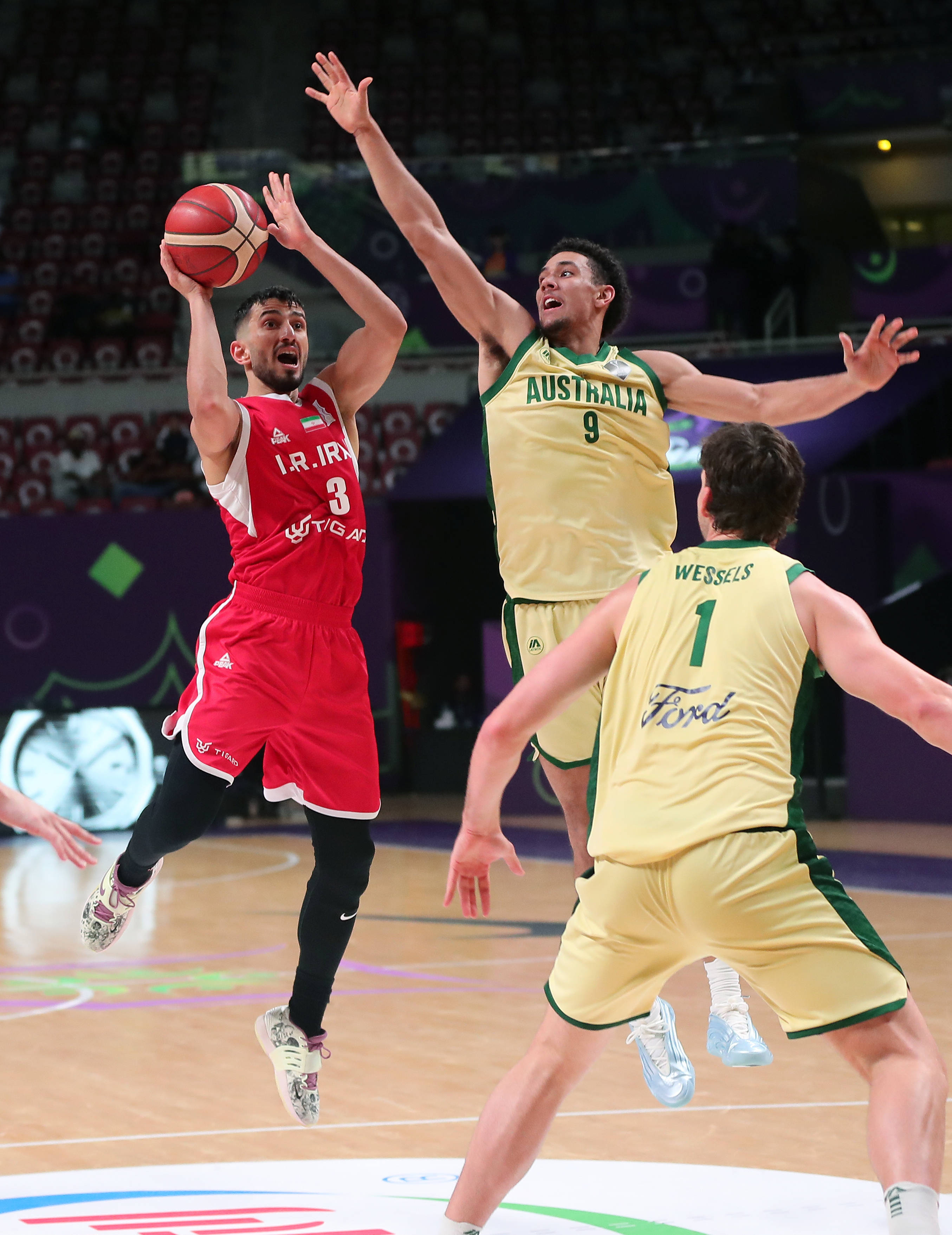 澳大利亚女篮队创造历史，斩获世界杯冠军的简单介绍