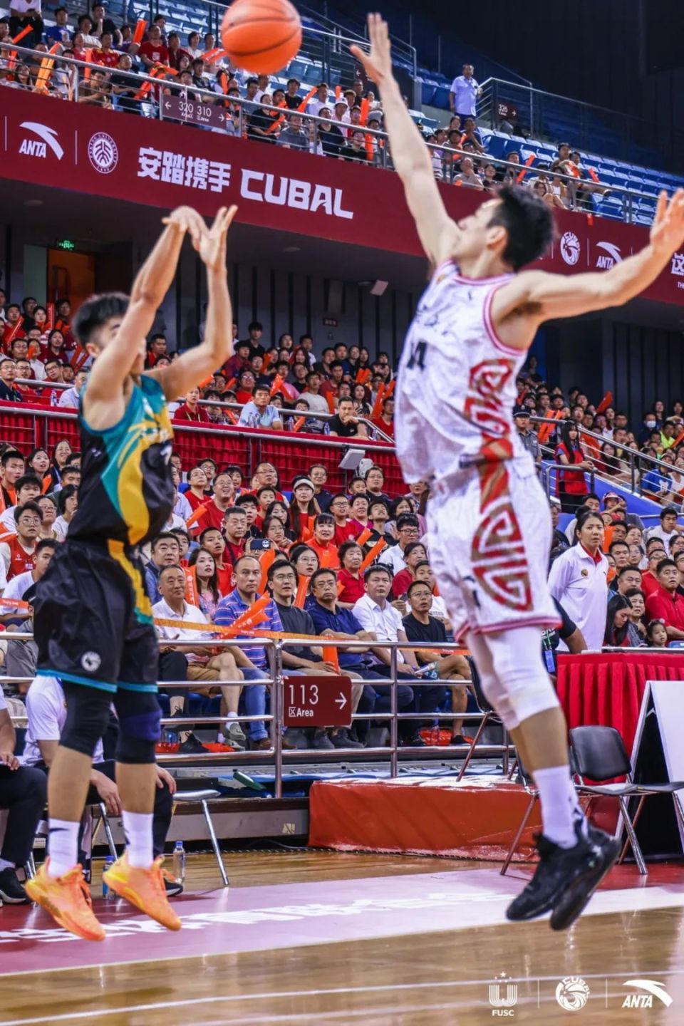 关于试图颠覆传统！篮球赛场上掀起狂潮的信息