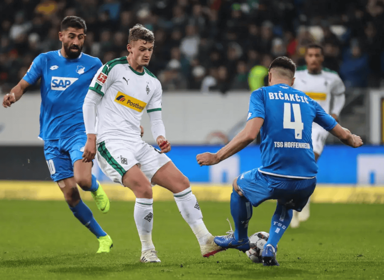 爱游戏地址-包含云达不来梅遭遇连败压力增加的词条