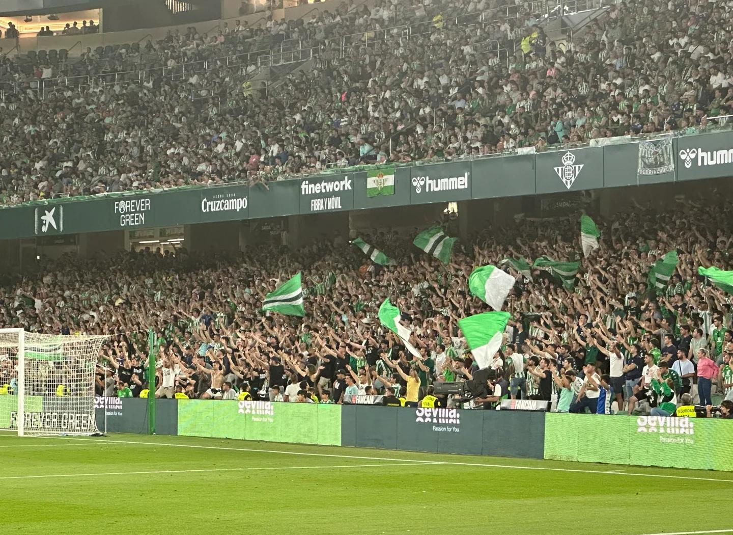 爱游戏app-华伦西亚准备客场迎战皇家社会